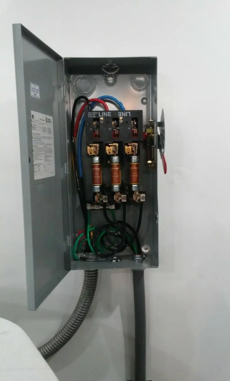 Three-phase disconnect switch installed for Smoke Detector Installation in Wappinger